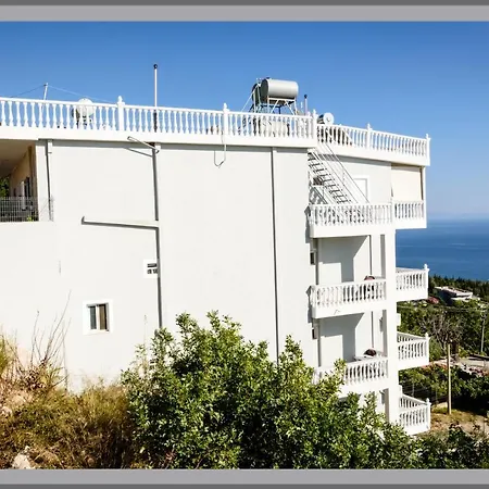 Dorvin بيت ضيافة ديرمي