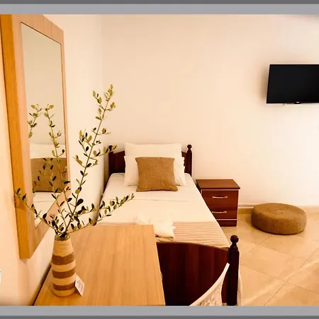 Dorvin Гостевой дом Дхерми